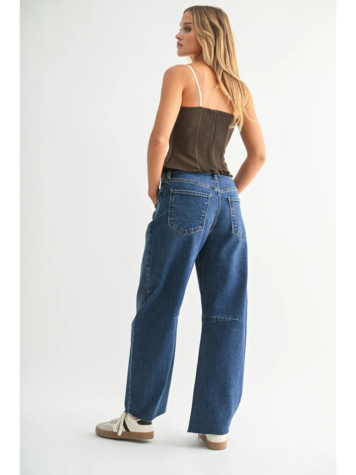 BARREL JEAN