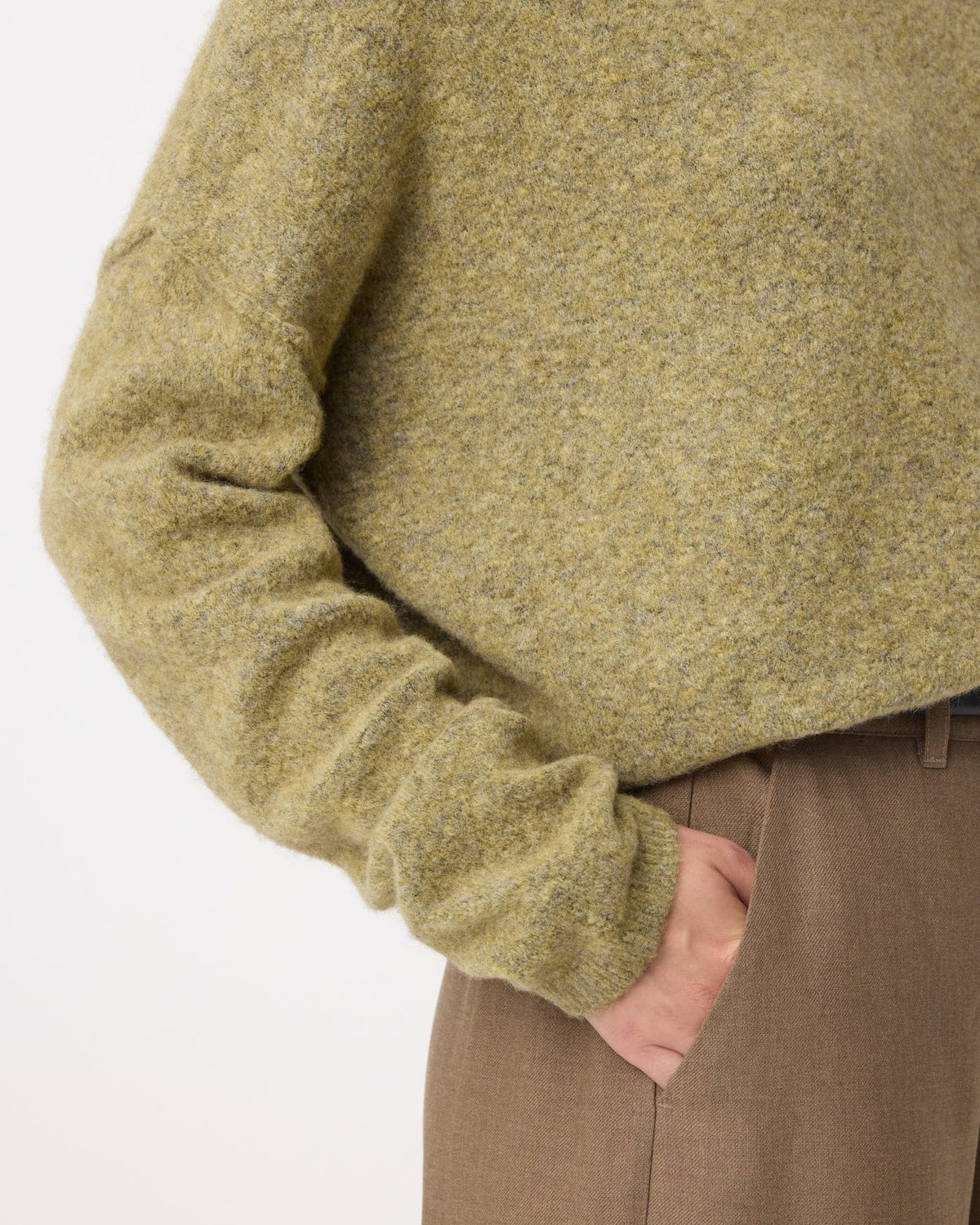 MOSS GREEN NINETTE SWEATER