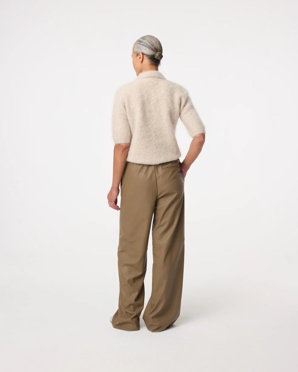 SHERMAN CREME FLUFFY KNIT