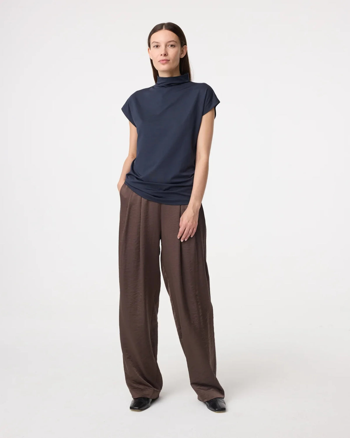 NAVY MIRRE TOP
