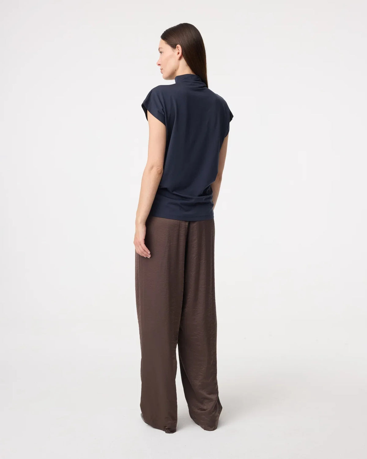 NAVY MIRRE TOP