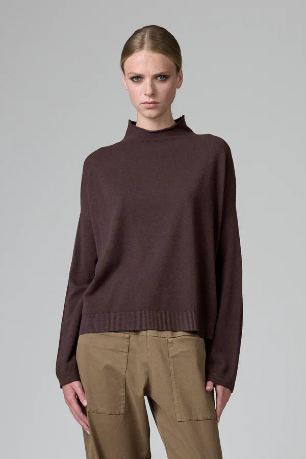PLUM FINE KNIT SWEATER