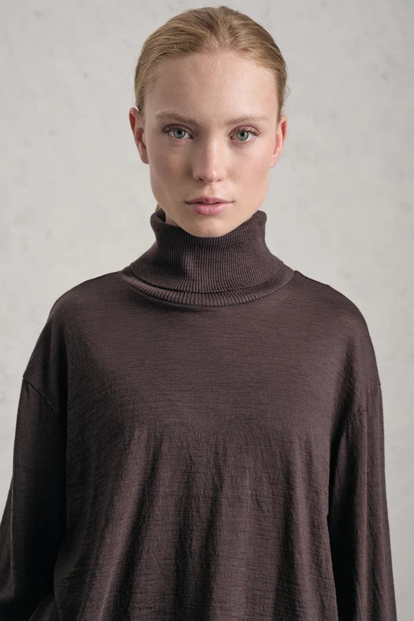FINE WOOL SWING TURTLE NECK
