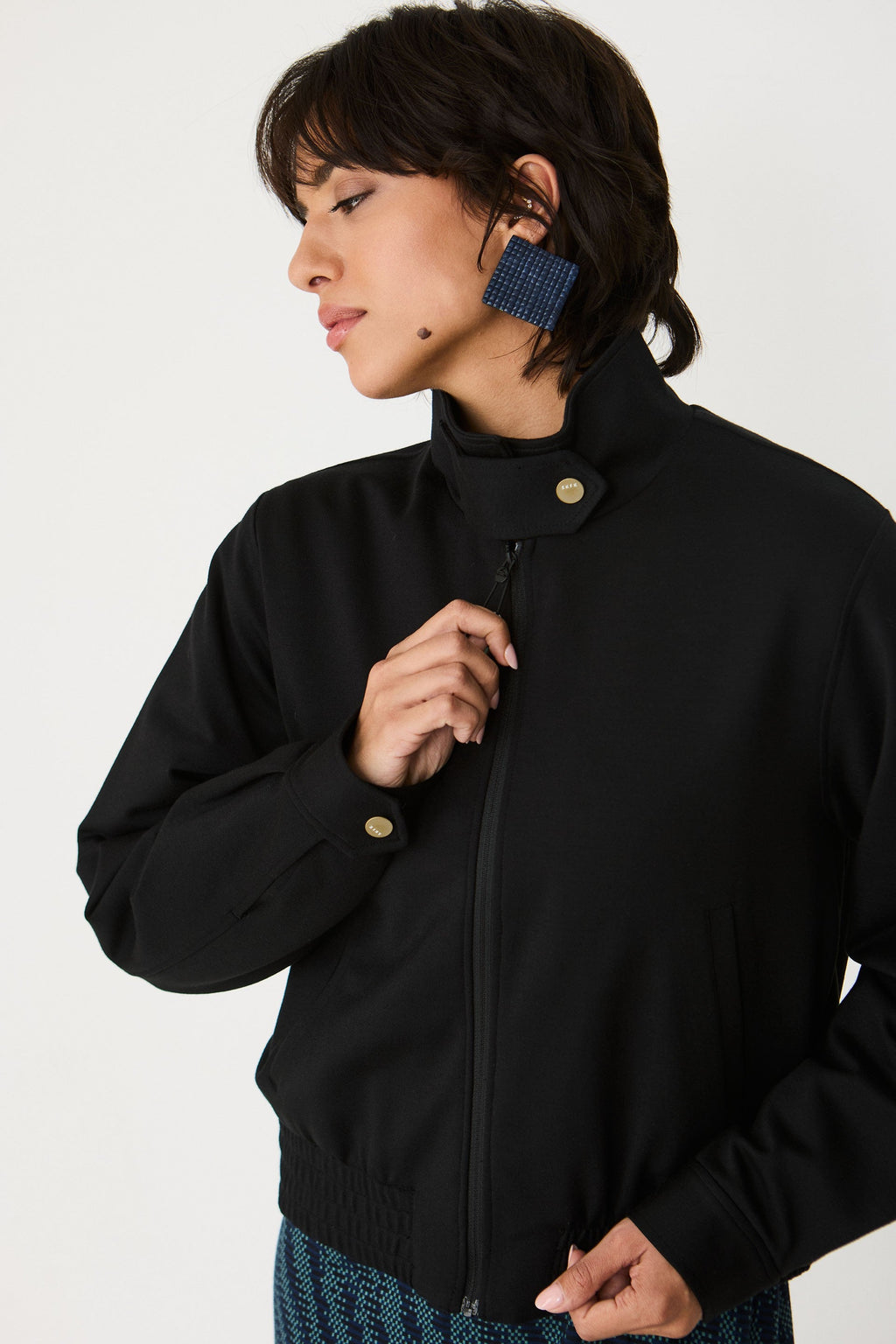 BLACK BOSOA JACKET