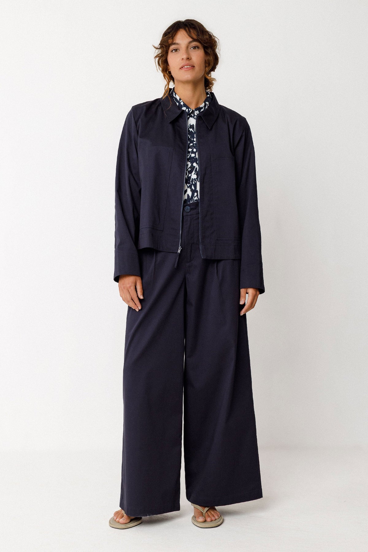 ENA NAVY WIDE LEG TROUSER