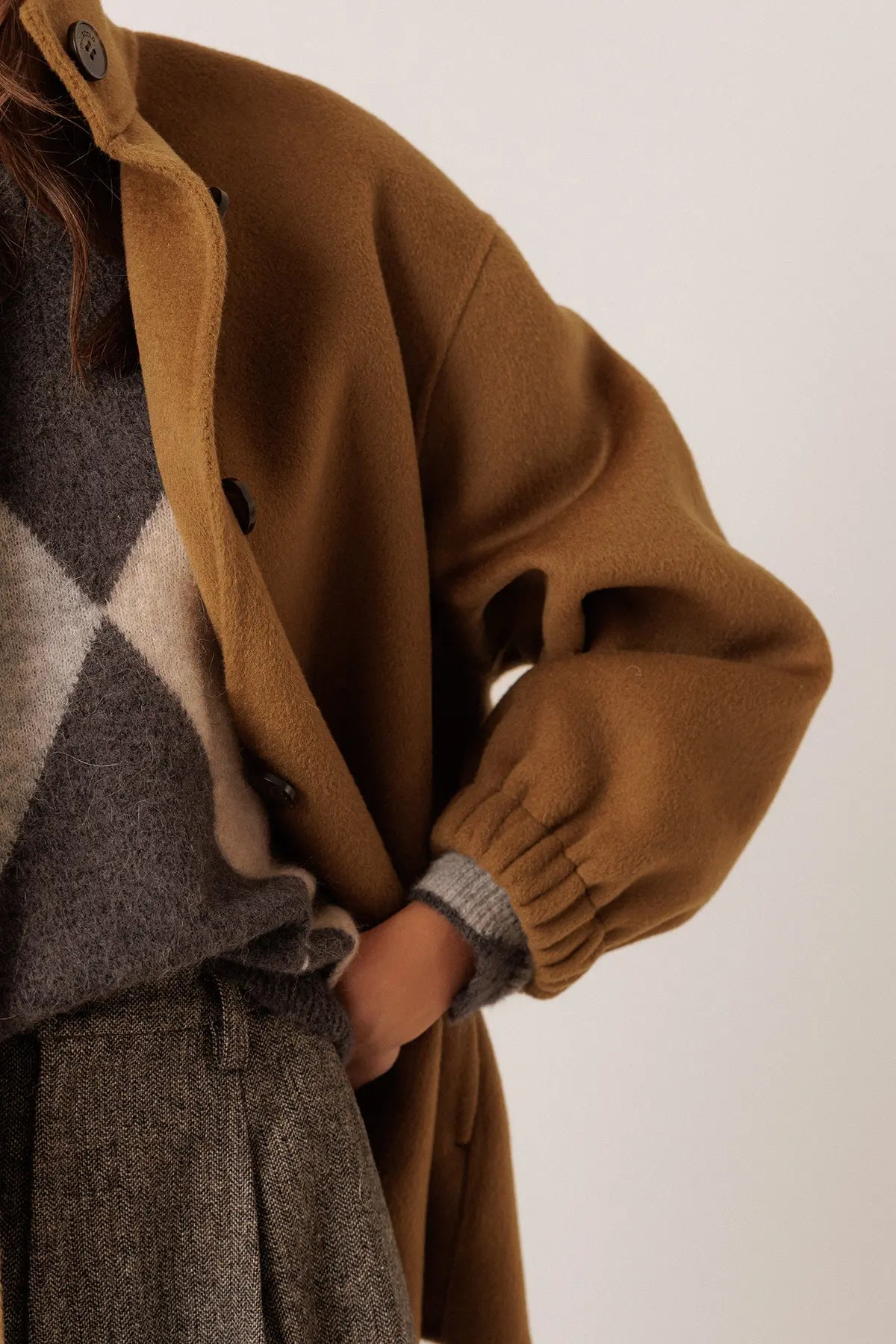 INDI AND COLD CAMEL COAT